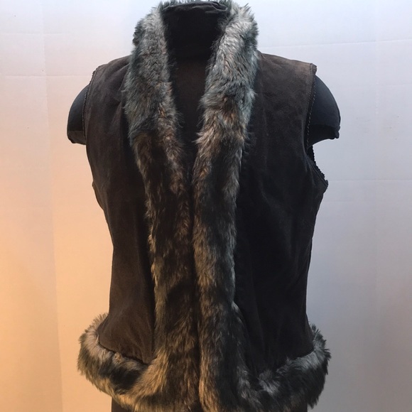 XOXO Jackets & Blazers - XOXO Leather, Suede & Faux Fur Vest Size Large